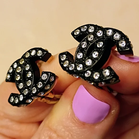 Chanel Vintage Crystal Strass Interlocking CC Clip-on Earrings